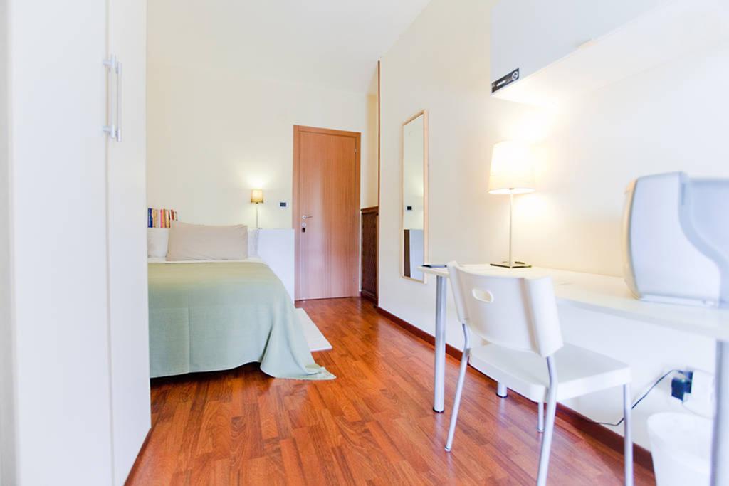 B&B Rooms Rent Vesuvio Napels Buitenkant foto