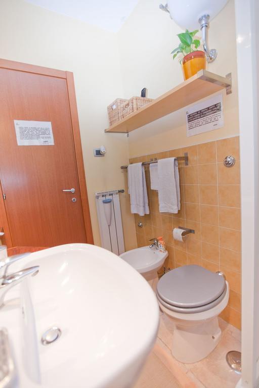 B&B Rooms Rent Vesuvio Napels Buitenkant foto