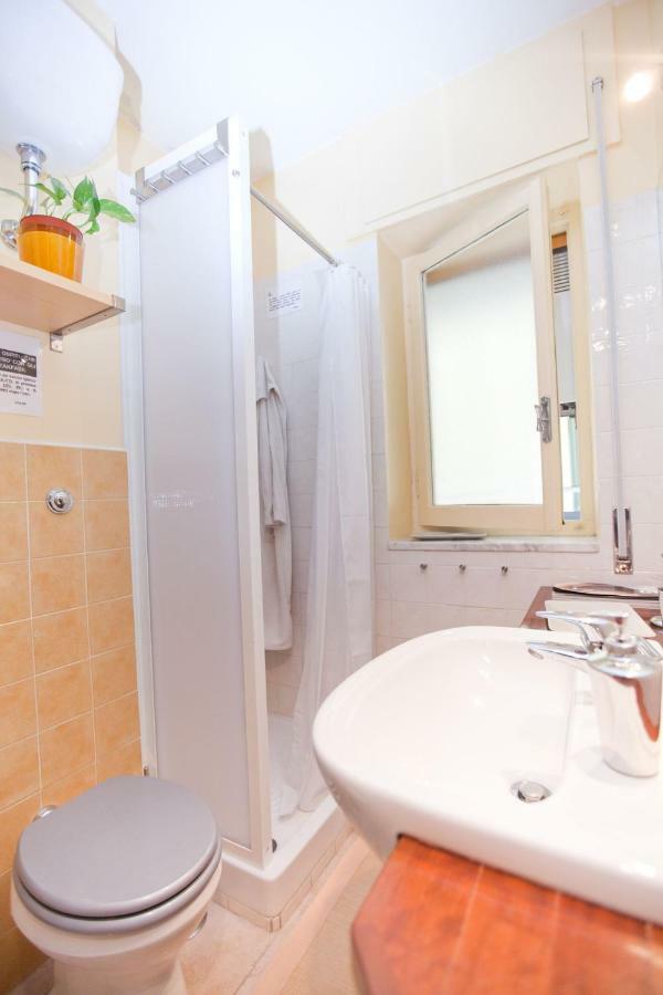 B&B Rooms Rent Vesuvio Napels Buitenkant foto